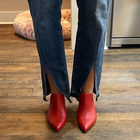 Veronica Beard 8.5 Red Leather Women's Pointed Toe Mule Heels - Picture 6 of 7